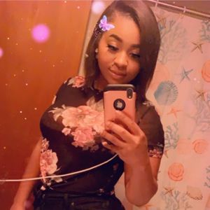 Meet your Posher, Cici